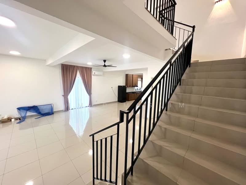 Rumah Teres untuk Dijual di Cyberjaya (Selangor) - Ahmad Muslim - PropertyGuru.com.my
