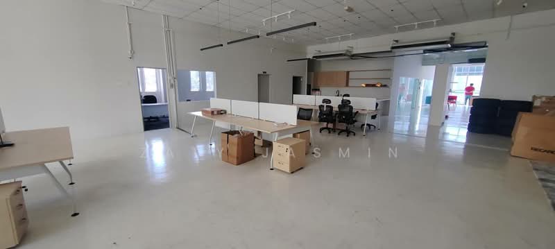 Kilang untuk Dijual di Seksyen U1 (Glenmarie) - Zaty Jasmin - Interior - PropertyGuru.com.my