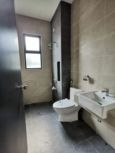 Terraced House for Sale in Bandar Kinrara Seksyen 1 (Bandar Kinrara) - Calvin Chong - Bathroom - PropertyGuru.com.my