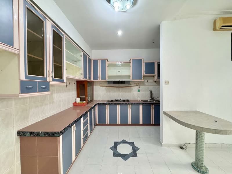 Rumah Teres 2 Tingkat untuk Dijual di Taman Kenari (Sungai Ara) - Ronald Kee - Kitchen - PropertyGuru.com.my