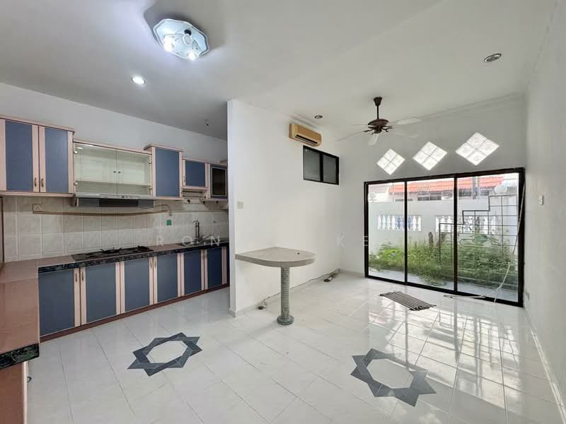 Rumah Teres 2 Tingkat untuk Dijual di Taman Kenari (Sungai Ara) - Ronald Kee - PropertyGuru.com.my