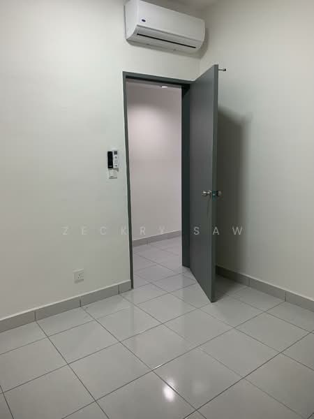 Servis Apartment untuk Disewa di E'Island Lake Haven - Zeckry Saw - PropertyGuru.com.my