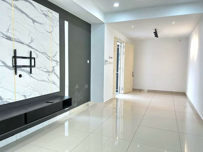 Semi-Detached House for Sale in Taman Nusa Idaman (Iskandar Puteri (Nusajaya)) - Karl Lim - Living Room - PropertyGuru.com.my