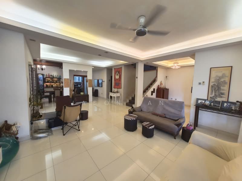 Rumah Berkembar untuk Dijual di Taman Puncak Jalil (Seri Kembangan) - Jason Tan - Living Room - PropertyGuru.com.my