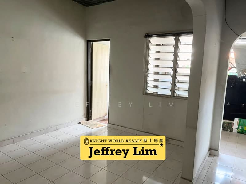 Rumah Teres 2 Tingkat untuk Dijual di Taman Guan Joo Seng (Jelutong) - Jeffrey Lim - Interior - PropertyGuru.com.my
