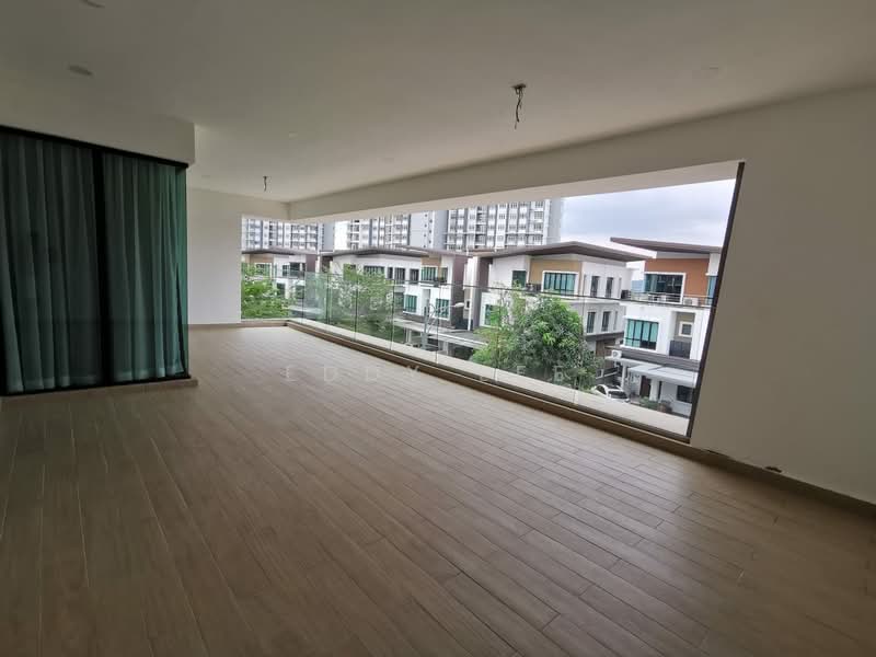 Semi-Detached House for Rent in 16 Sierra (Puchong) - Eddy Lee - Balcony - PropertyGuru.com.my