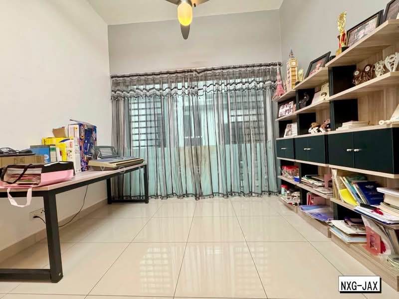 Rumah Berkembar untuk Dijual di Setia Damai (Setia Alam) - Yongsen Lim - Study - PropertyGuru.com.my