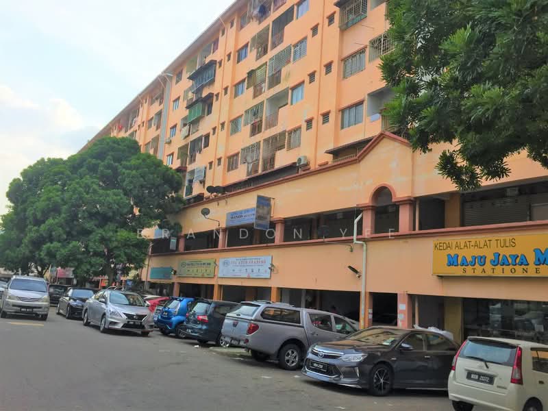Pangsapuri untuk Disewa di Putra Ria Apartment - Brandon Yee - Exterior - PropertyGuru.com.my