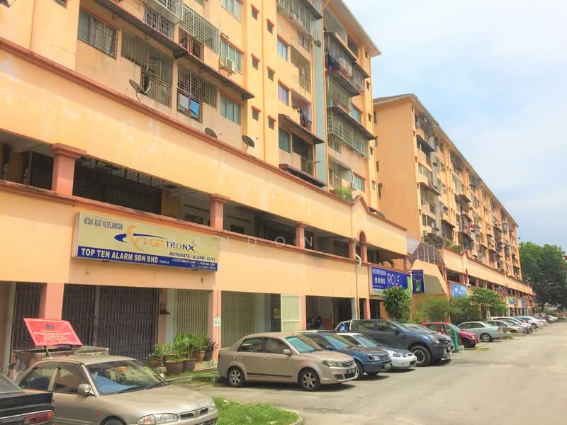 Pangsapuri untuk Disewa di Putra Ria Apartment - Brandon Yee - Exterior - PropertyGuru.com.my