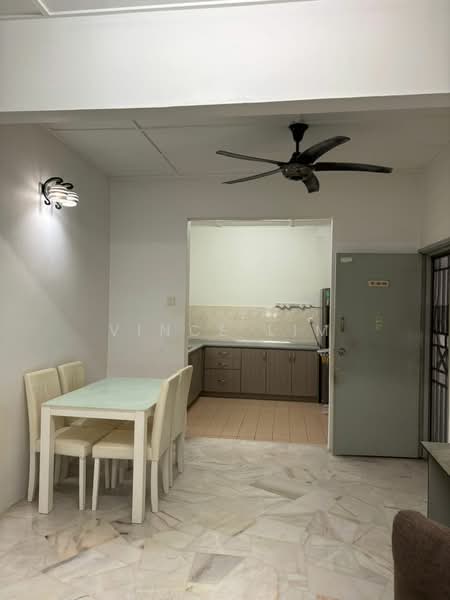 Pangsapuri untuk Dijual di Sri Pinang Apartment - Vince Lim - Dining Room - PropertyGuru.com.my