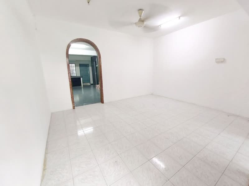 2-storey Terraced House for Sale in Johor Bahru (Johor) - Bess Wong - PropertyGuru.com.my