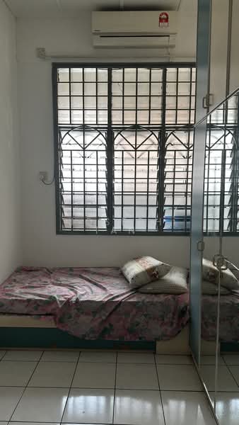 1.5-storey Terraced House for Rent in Taman Molek (Johor Bahru) - Joseph Tan - PropertyGuru.com.my