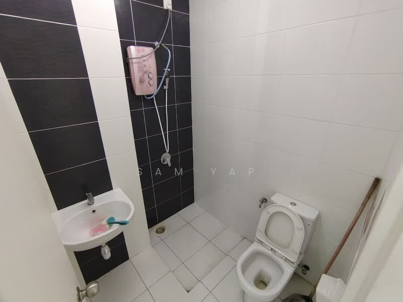 2-storey Terraced House for Rent in Eco Majestic (Semenyih) - Sam Yap - Bathroom - PropertyGuru.com.my
