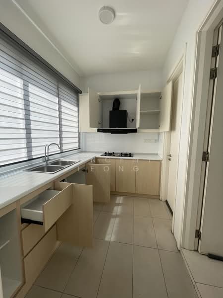 Bungalow for Sale in Kota Kemuning (Shah Alam) - Vincent Leong - Kitchen - PropertyGuru.com.my