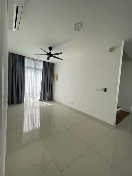 Bungalow for Sale in Kota Kemuning (Shah Alam) - Vincent Leong - Living Room - PropertyGuru.com.my