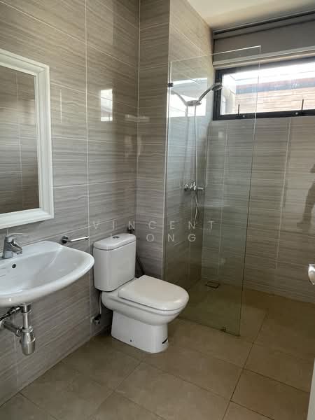 Bungalow for Sale in Kota Kemuning (Shah Alam) - Vincent Leong - Bathroom - PropertyGuru.com.my