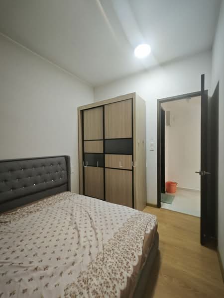 Condominium for Rent at Amberside @ Country Garden Danga Bay - Lui Lui - Bedroom - PropertyGuru.com.my