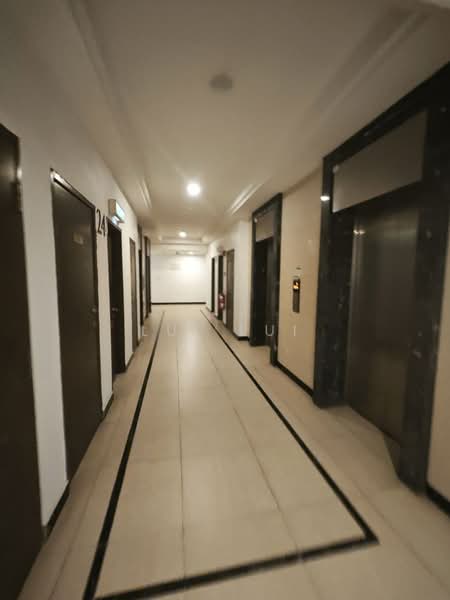 Condominium for Rent at Amberside @ Country Garden Danga Bay - Lui Lui - One block got 4 Lift - PropertyGuru.com.my