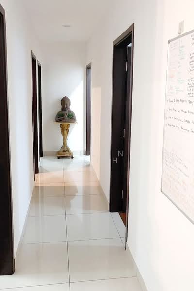 Kondominium untuk Dijual di Marinox Sky Villas - Allen Yeoh - Corridor - PropertyGuru.com.my