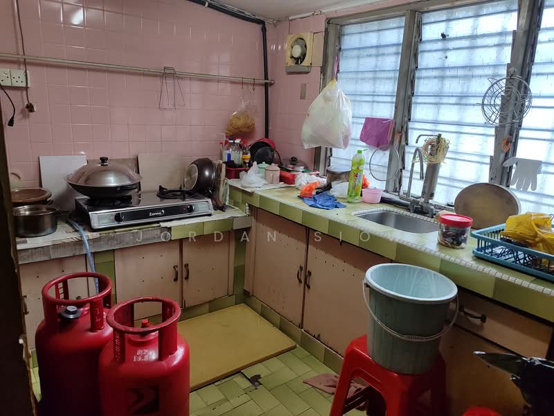 1-storey Terraced House for Sale in Taman Salak Selatan (Salak South) - Jordan Siow - PropertyGuru.com.my