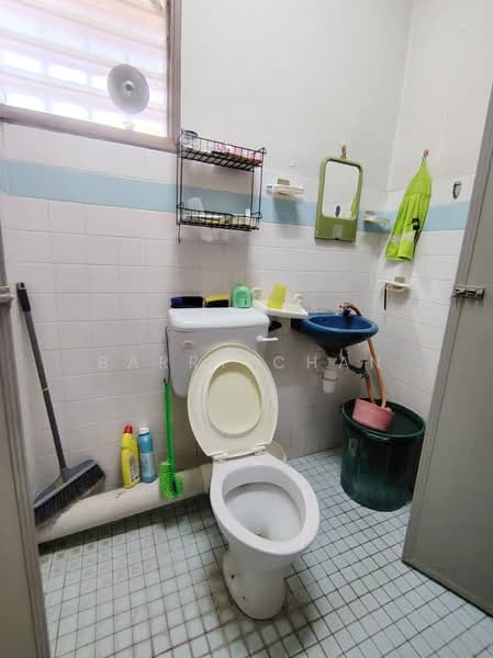 Rumah Teres 2 Tingkat untuk Dijual di Pandan Indah (Ampang) - BARRY CHAN - Bathroom - PropertyGuru.com.my