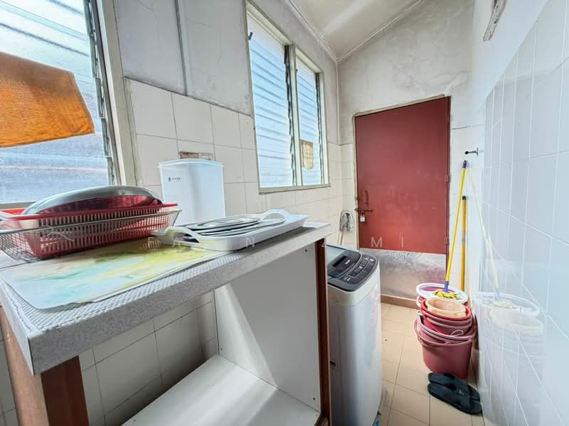 1-storey Terraced House for Sale in SS5 (Petaling Jaya) - Fatin Azemi - Interior - PropertyGuru.com.my