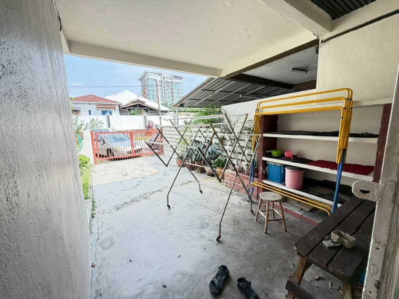 1-storey Terraced House for Sale in SS5 (Petaling Jaya) - Fatin Azemi - Exterior - PropertyGuru.com.my