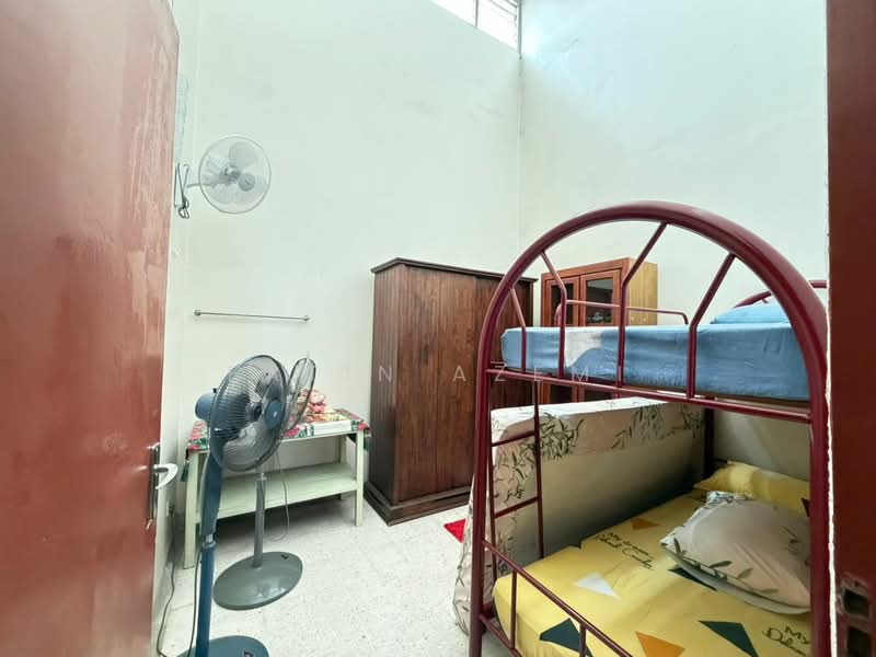 1-storey Terraced House for Sale in SS5 (Petaling Jaya) - Fatin Azemi - Bedroom - PropertyGuru.com.my