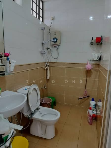 Bungalow House for Sale in Taman Munshi Ibrahim (Tampoi) - David Ong - PropertyGuru.com.my