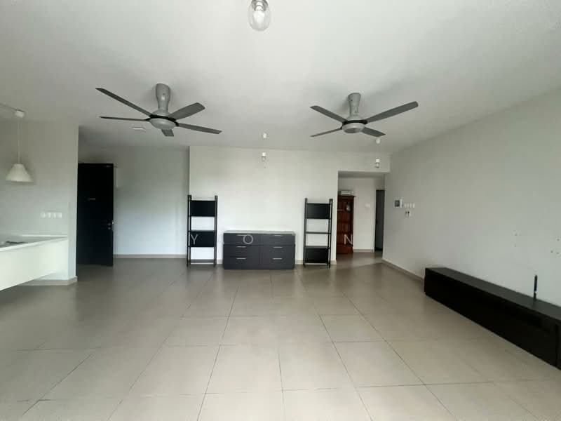 Servis Apartment untuk Dijual di Verde - Yao Tan - Living Room - PropertyGuru.com.my