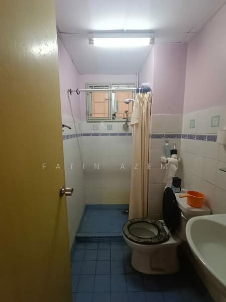 Apartment for Sale at D' Kiara Apartment - Fatin Azemi - Bathroom - PropertyGuru.com.my