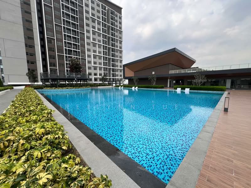 Condominium for Sale at Arinna - Reilynn Tue - Exterior - PropertyGuru.com.my