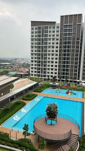 Condominium for Sale at Arinna - Reilynn Tue - Exterior - PropertyGuru.com.my