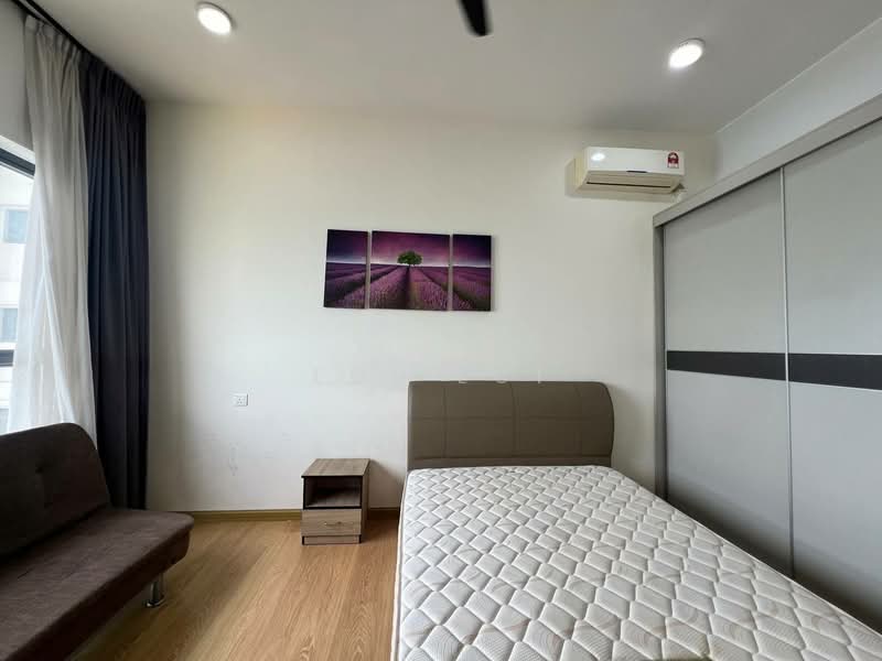 Condominium for Rent at Royal Strand @ Country Garden Danga Bay - Lui Lui - Bedroom - PropertyGuru.com.my