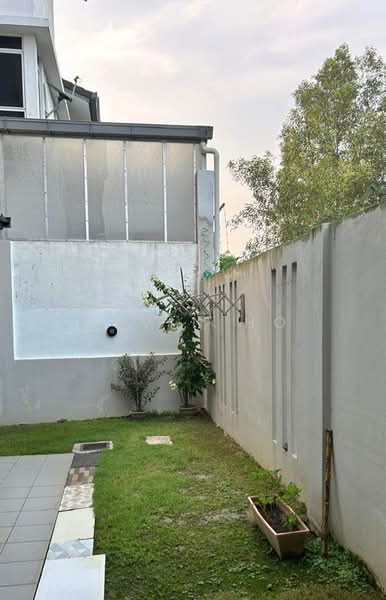 Semi-Detached House for Sale in Kajang (Selangor) - Kevin Ho - Exterior - PropertyGuru.com.my