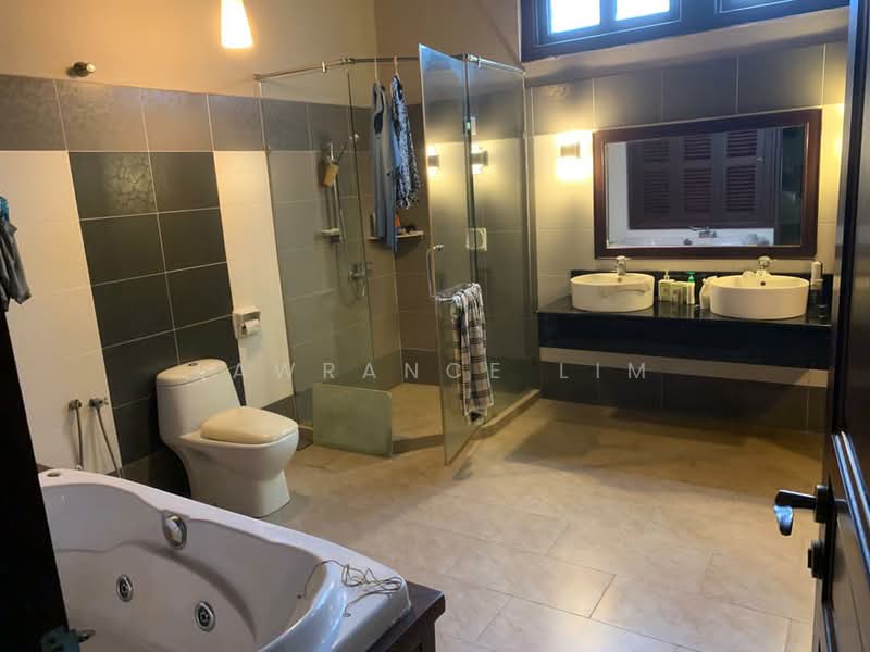 Bungalow for Sale in Ayer Keroh (Melaka) - Lawrance Lim - PropertyGuru.com.my