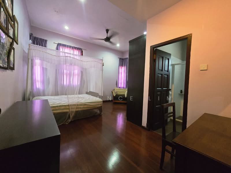 Bungalow for Sale in Ayer Keroh (Melaka) - Lawrance Lim - PropertyGuru.com.my