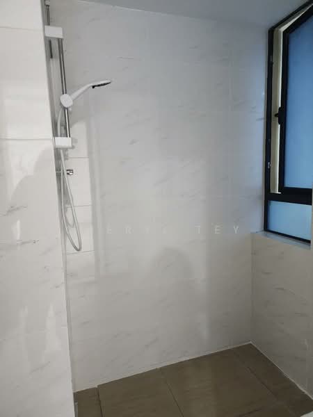 Service Residence for Rent at Country Garden Central Park - Cheryl Tey - Bathroom - PropertyGuru.com.my