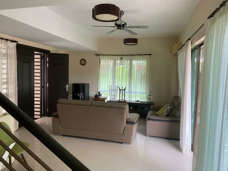 3-storey Terraced House for Rent in Tanjung Bungah (Penang) - Chris Ooi - Living Room - PropertyGuru.com.my