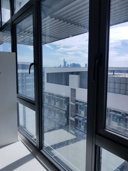 Servis Apartment untuk Disewa di Centrestage Designer Suite - Kew . - View - PropertyGuru.com.my