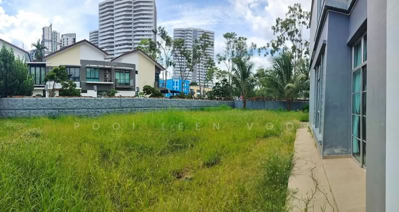 Semi-Detached House for Sale in Taman Bayu Puteri (Johor Bahru) - Pooi Leen Voon - Exterior - PropertyGuru.com.my