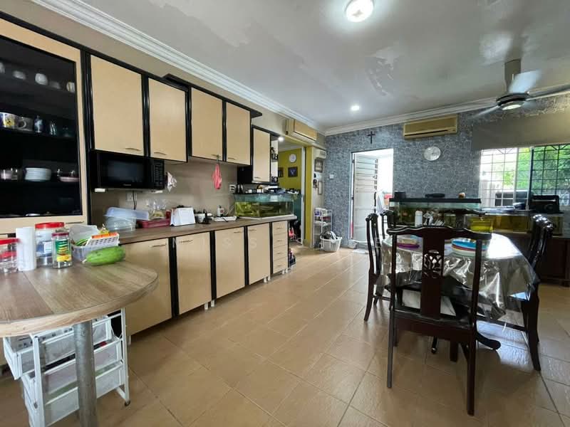 2-storey Terraced House for Sale in Cheng (Melaka) - Miss Shee - Kitchen - PropertyGuru.com.my