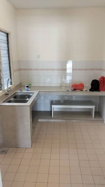 Apartment for Sale at Kenanga Apartments - Sharons Chen - Kitchen - PropertyGuru.com.my