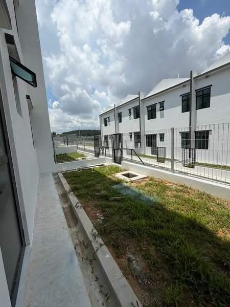 Rumah Teres untuk Dijual di Bandar Putra (Kulai) - Yoland . - Exterior - PropertyGuru.com.my