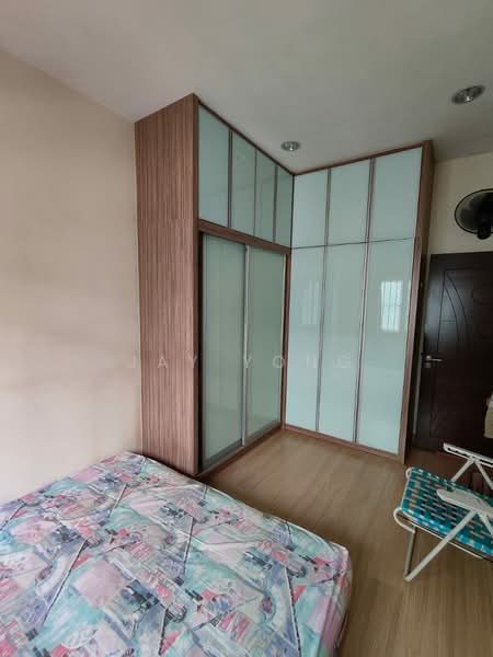 Townhouse for Rent in Jalan Ipoh (Kuala Lumpur) - Jay Yong - Bedroom - PropertyGuru.com.my