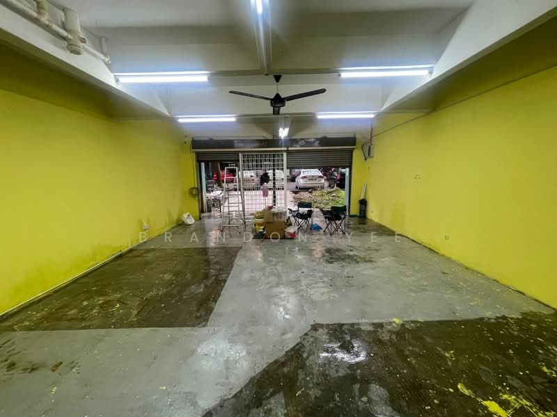 Shop for Rent in Kota Perdana (Seri Kembangan) - Brandon Yee - Interior - PropertyGuru.com.my