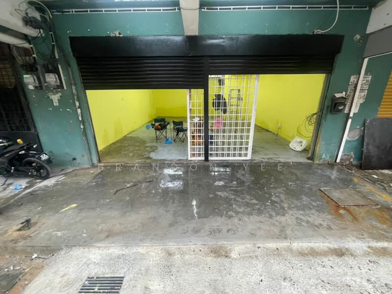 Shop for Rent in Kota Perdana (Seri Kembangan) - Brandon Yee - Exterior - PropertyGuru.com.my