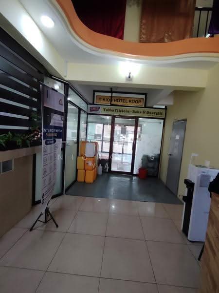 Shop for Rent in Petaling Jaya (Selangor) - Nicholas Yap - Entrance - PropertyGuru.com.my