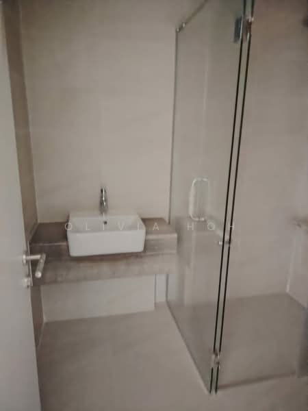Servis Apartment untuk Disewa di Edelweiss @ Tropicana Gardens - Olivia Hoh - Bathroom - PropertyGuru.com.my