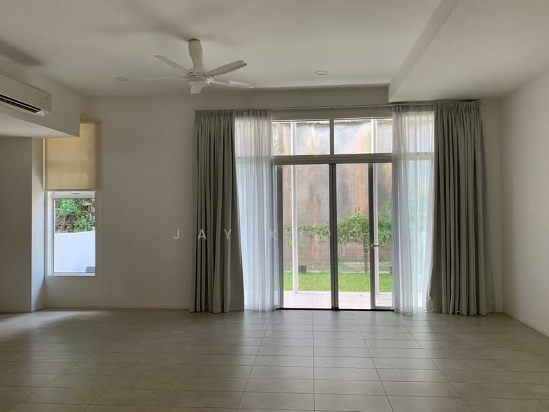 Rumah Teres 3 Tingkat untuk Disewa di Seri Kembangan (Selangor) - Jay Khoo - Living Room - PropertyGuru.com.my